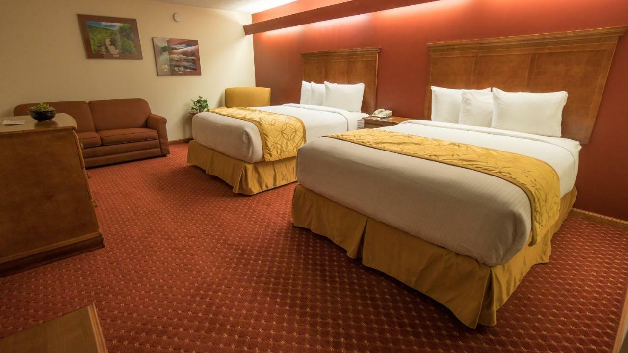 Shepherd Mountain Inn & Suites Pilot Knob Exterior foto
